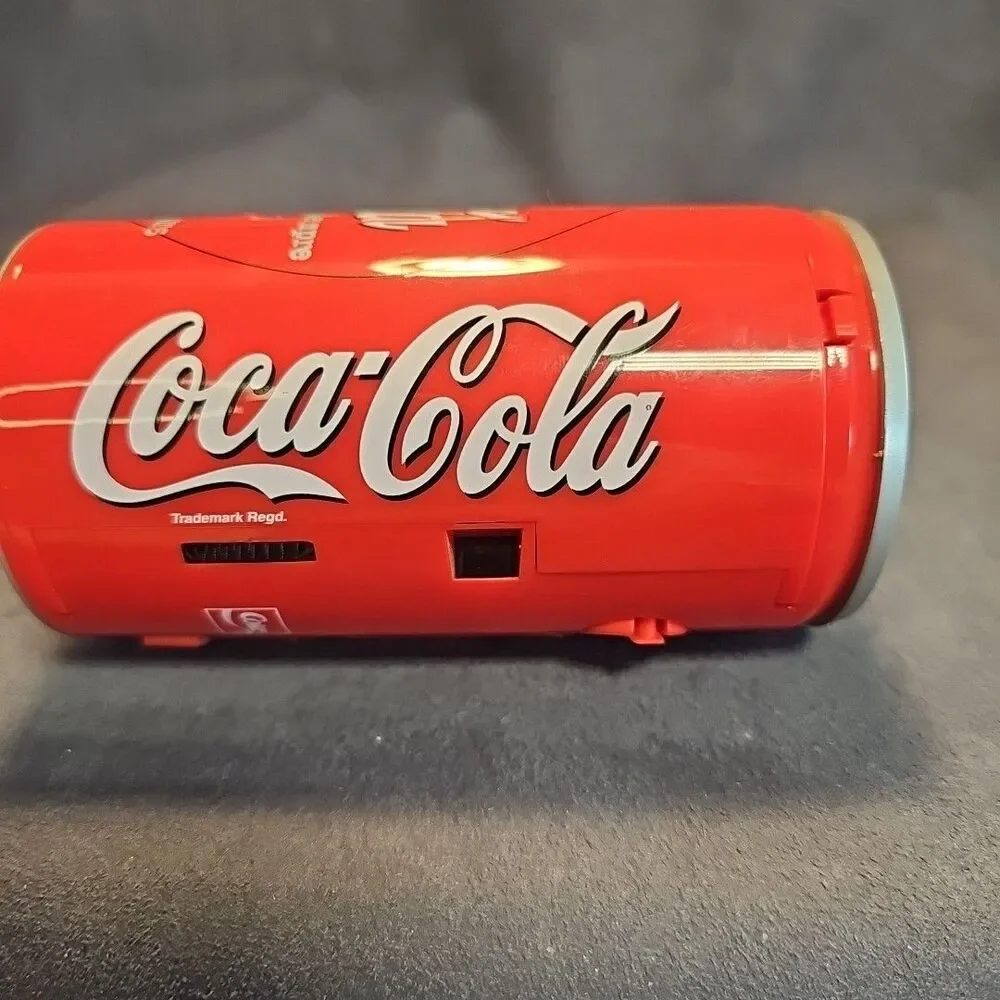 [MINT] VIntage 2001 Coca Cola Can 35mm Film Camera Wrist Strap Included NWOB